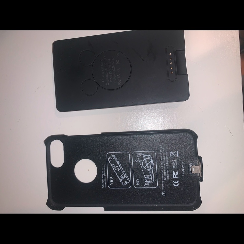 Black Phone Charging Case iPhone 8 with battery bank attachment